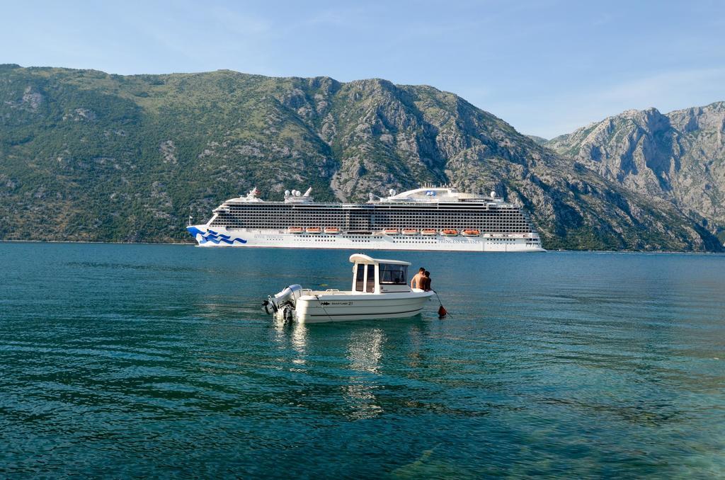 Apartments Cosovic Kotor Eksteriør billede